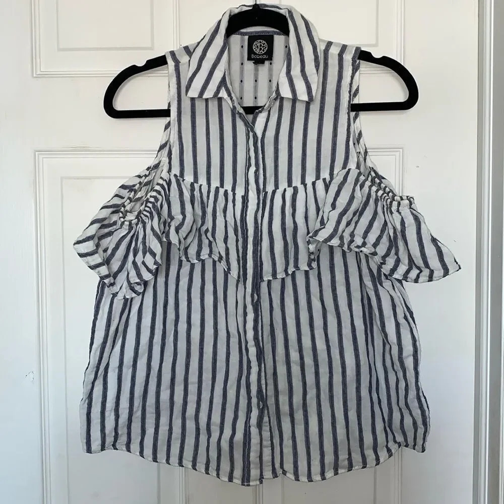 Bobeau Button Front Sleeveless Tank Top